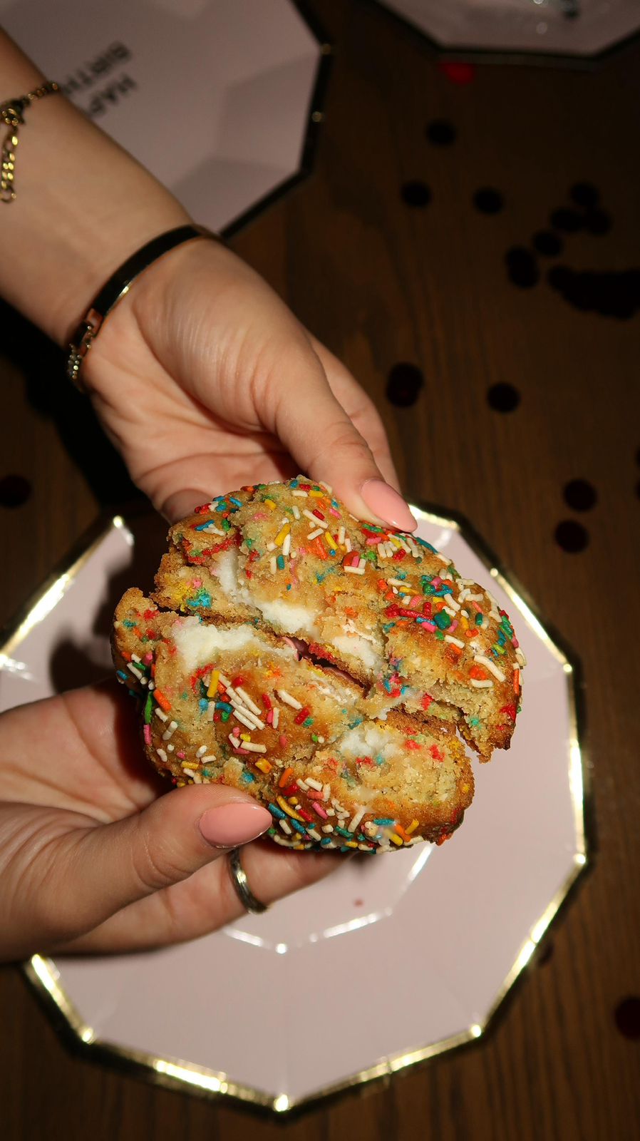 whatsapp image 2025 12 06 at 16.16.50 (3)